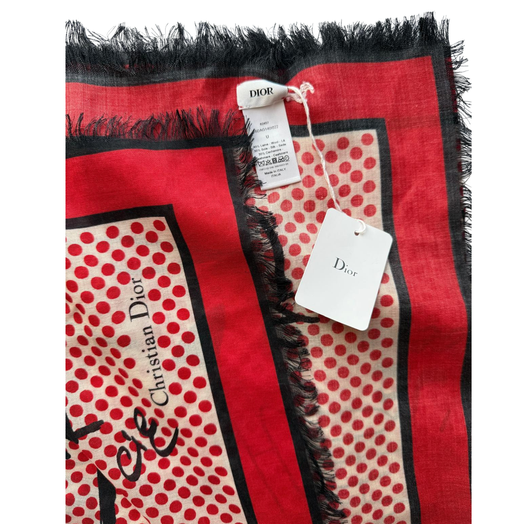 Dior Tuch, Dioramour