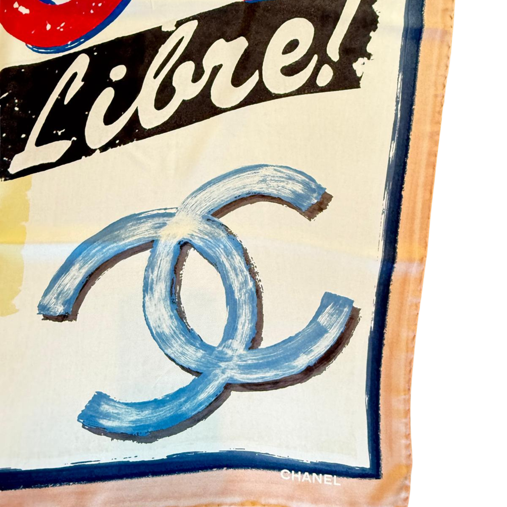 Chanel Seidentuch