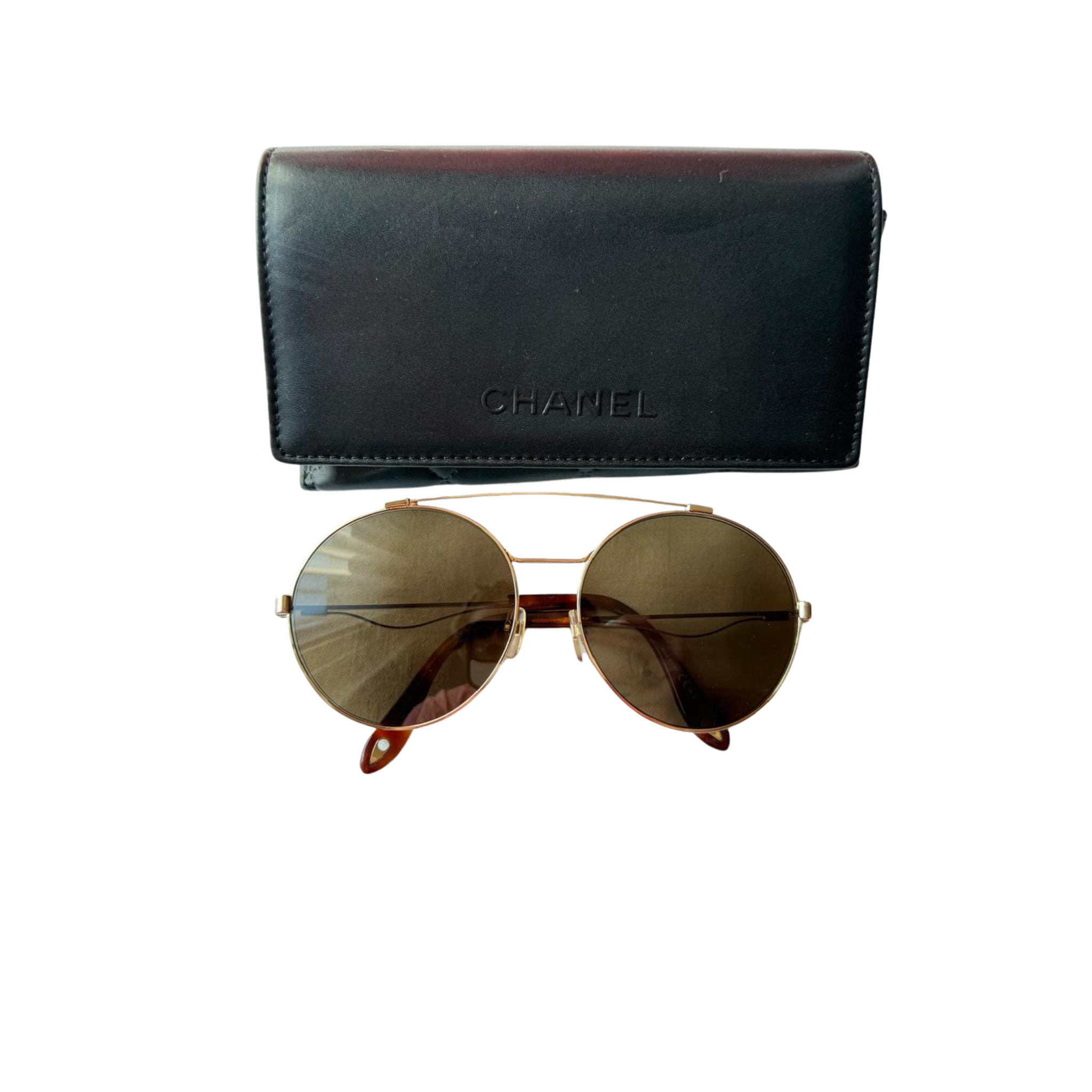 Givenchy, goldener Rand