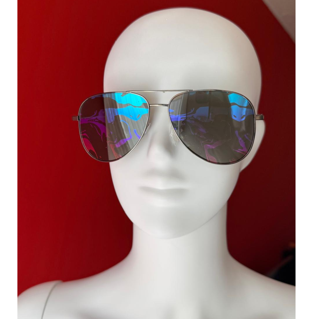 Saint Laurent, blau violett schimmernd