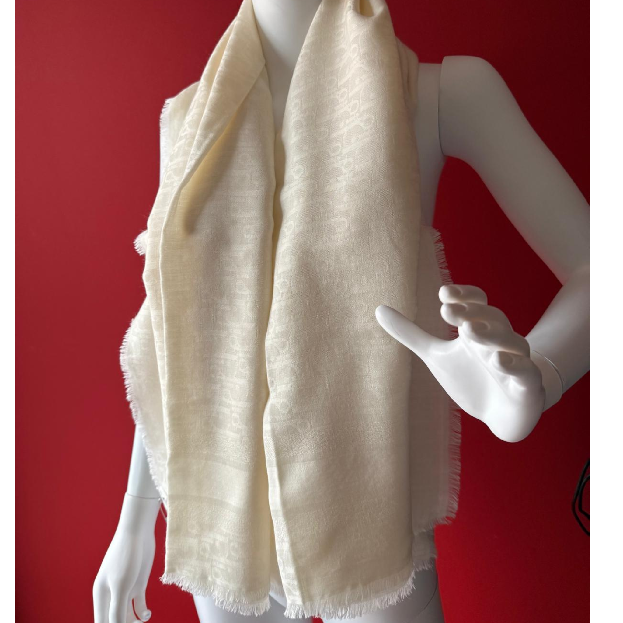 Dior Schal, schimmernd creme