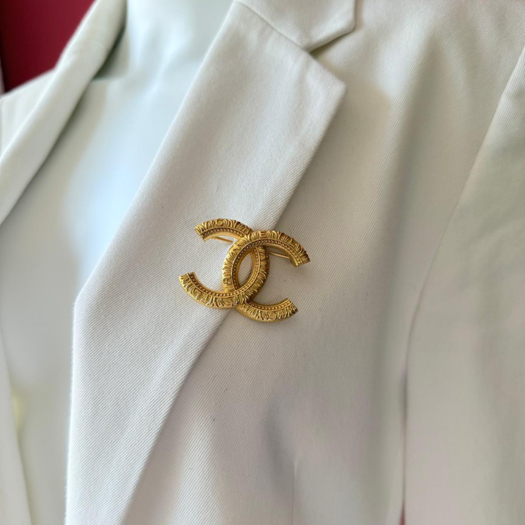 CC Brosche, gold