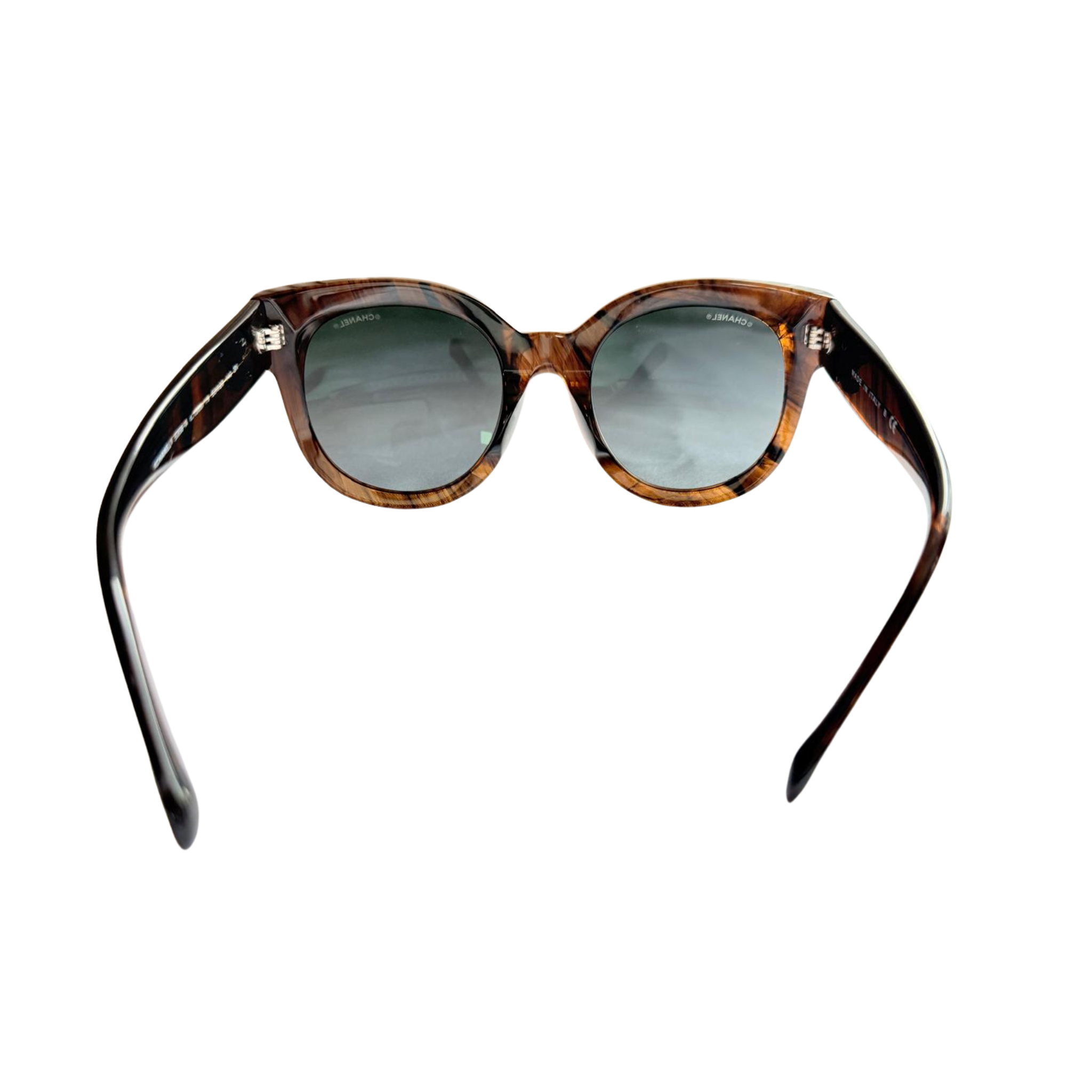 Chanel Sonnenbrille mit schwarzen CC Logo